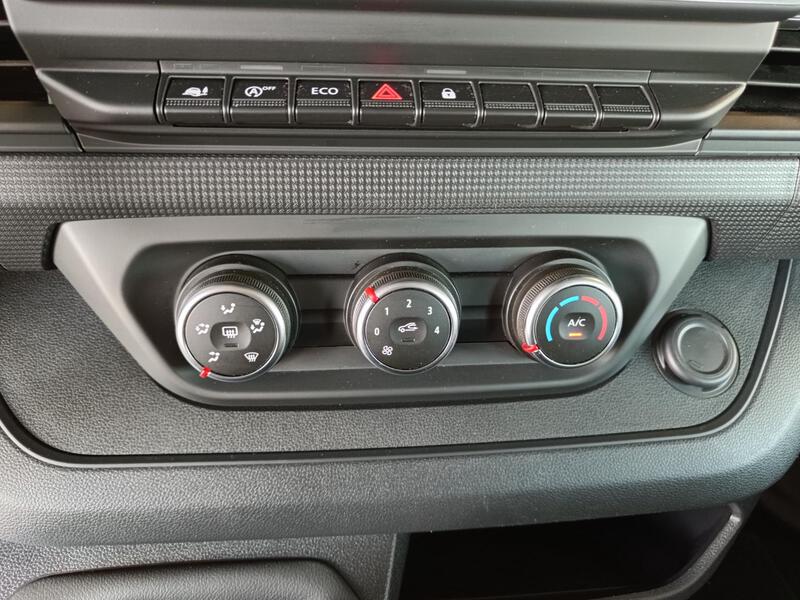 Renault Trafic Combi