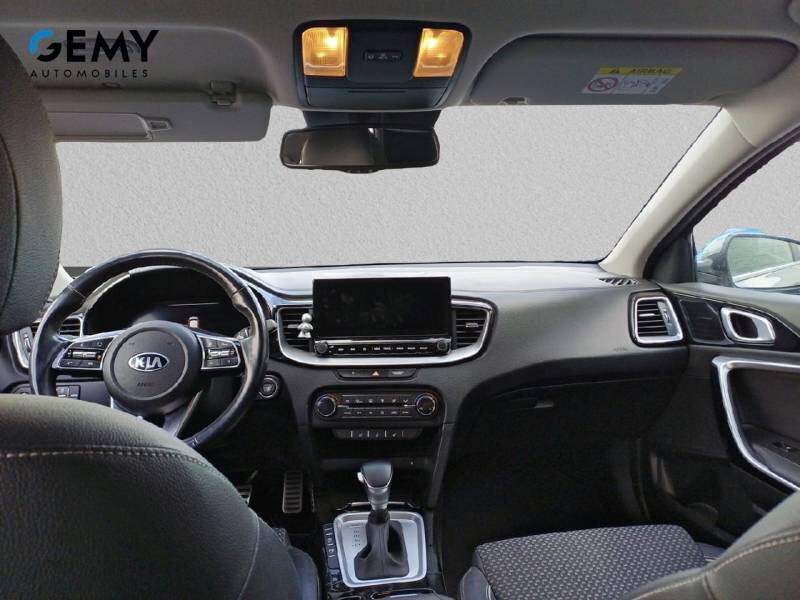 KIA Xcee'D