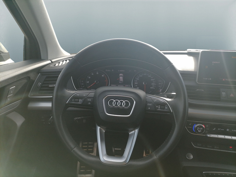 Fahrzeugabbildung Q5 2.0 TFSI Bild 10 von 17