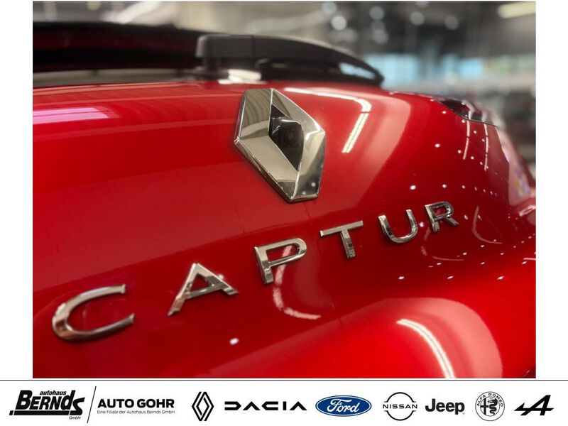 Fahrzeugabbildung Captur TCe Mild Hybrid 140 GPF Bild 7 von 28