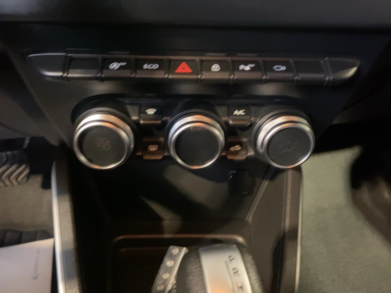 Fahrzeugabbildung Duster Prestige dCi 110 2WD EDC Bild 15 von 19