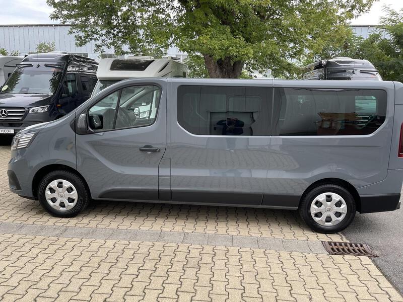Fahrzeugabbildung Trafic Grand Combi Entry dCi 170 PS EDC Bild 24 von 41