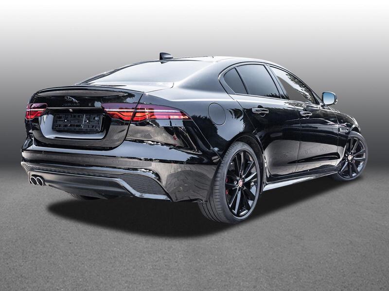 Jaguar XE