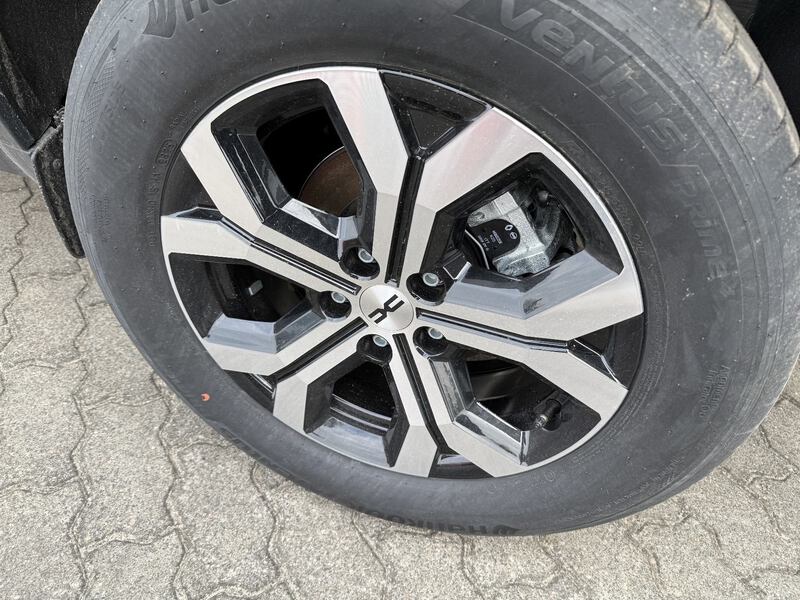 Fahrzeugabbildung Bigster Expression HYBRID 155 Bild 5 von 20