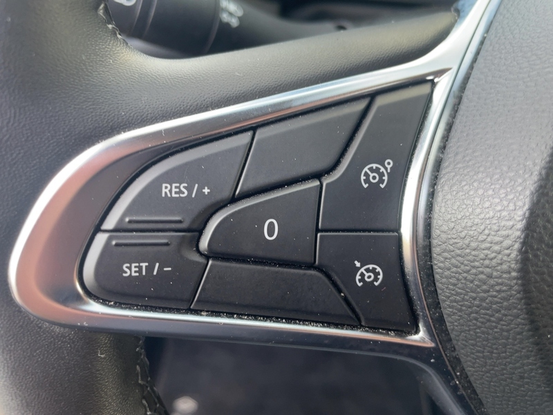 Fahrzeugabbildung Captur II Techno E-Tech Full Hybrid 145 Bild 13 von 15