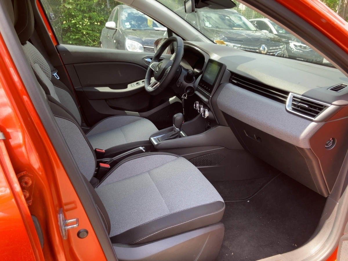Renault Clio – Bild 9
