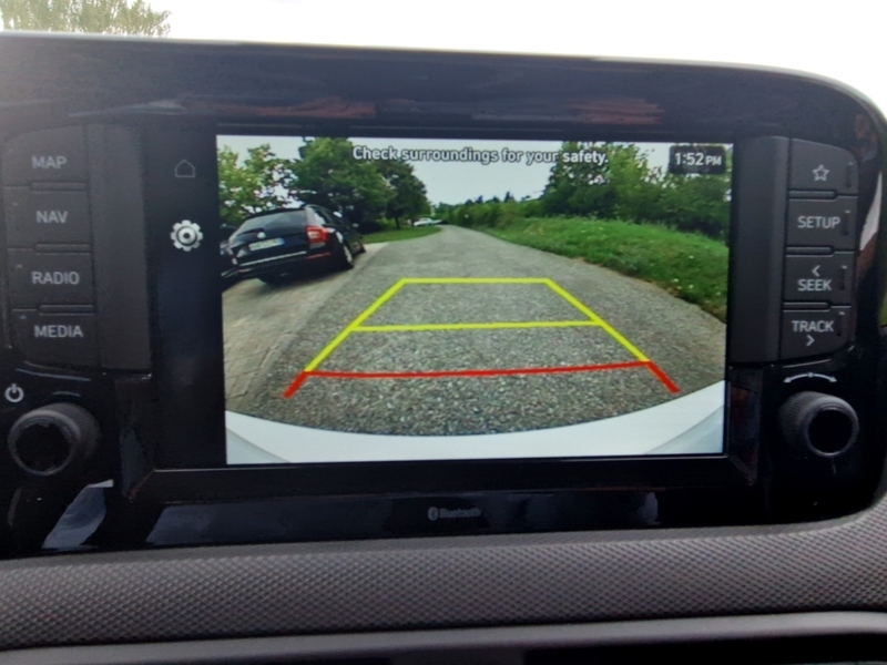 Fahrzeugabbildung i10  1.0 Select (63 PS) Bild 16 von 16