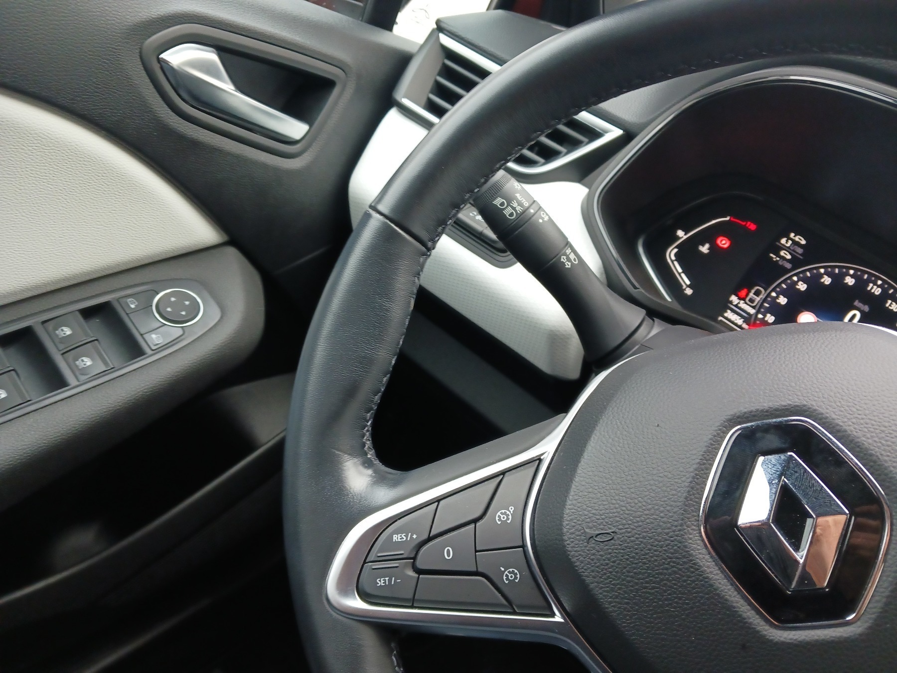 Renault Clio – Bild 16