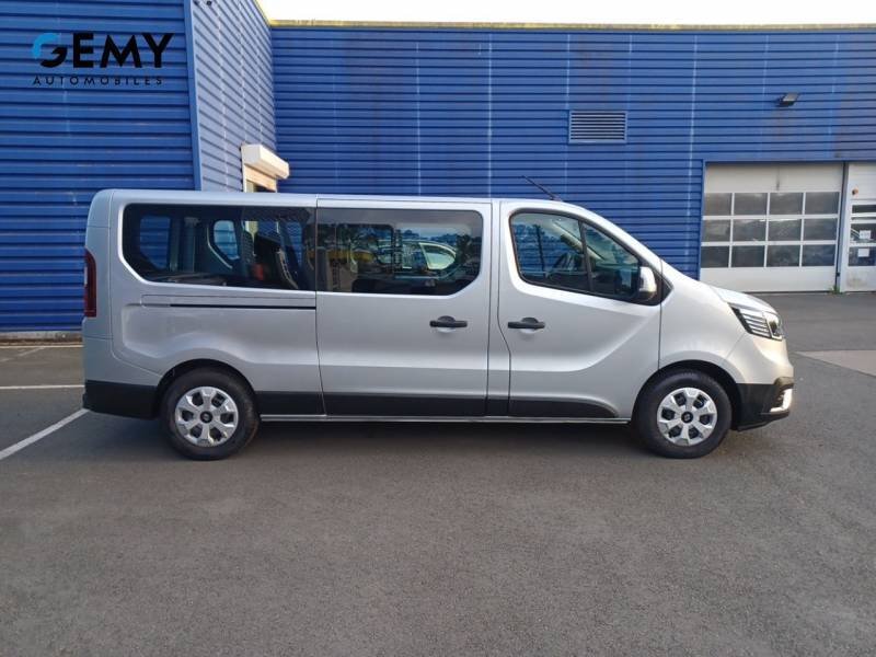 Renault Trafic Combi