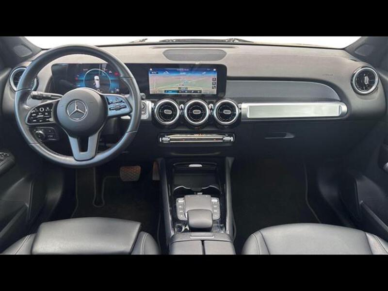 Mercedes GLB
