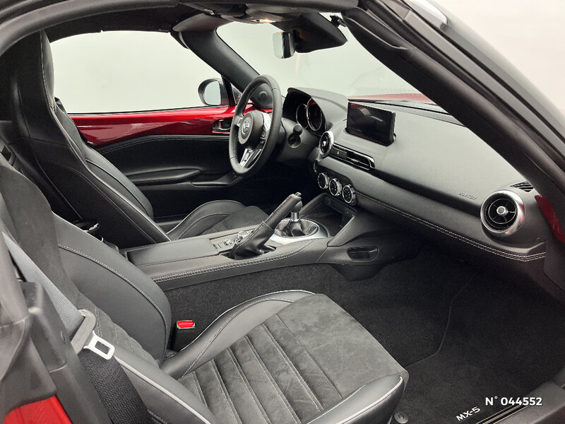 Mazda MX-5 Roadster