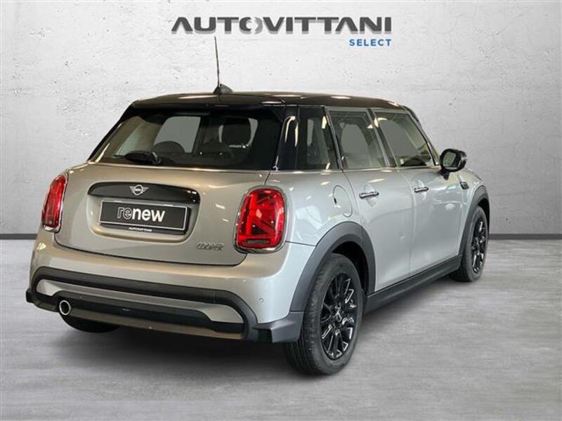 Mini