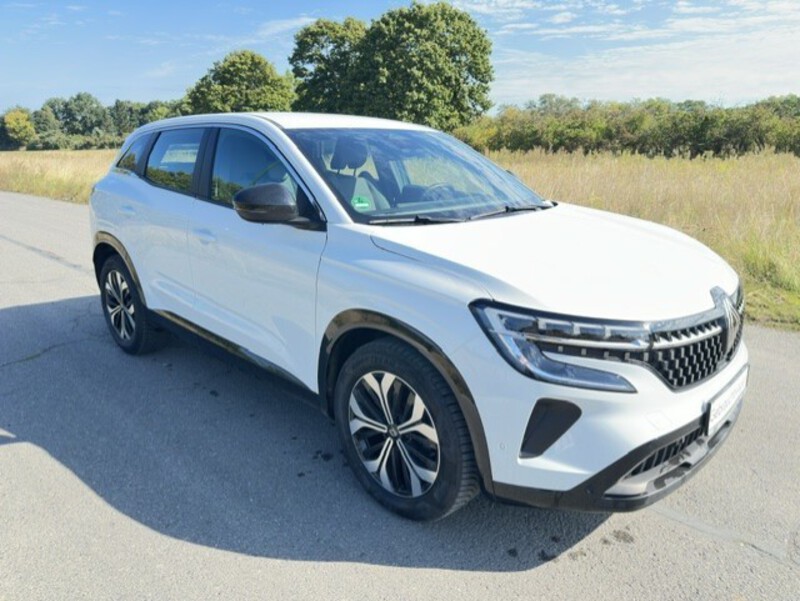 Fahrzeugabbildung Austral Equilibre Mild Hybrid Bild 2 von 16