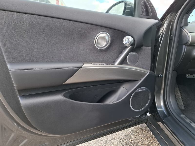 Genesis GV60