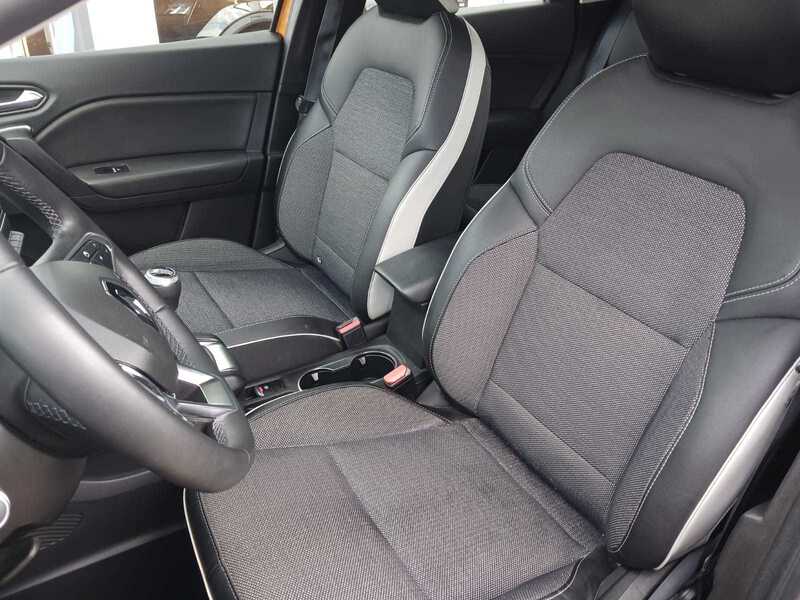 Fahrzeugabbildung Captur II INTENS TCe 100 *In Germersheim* Bild 8 von 15