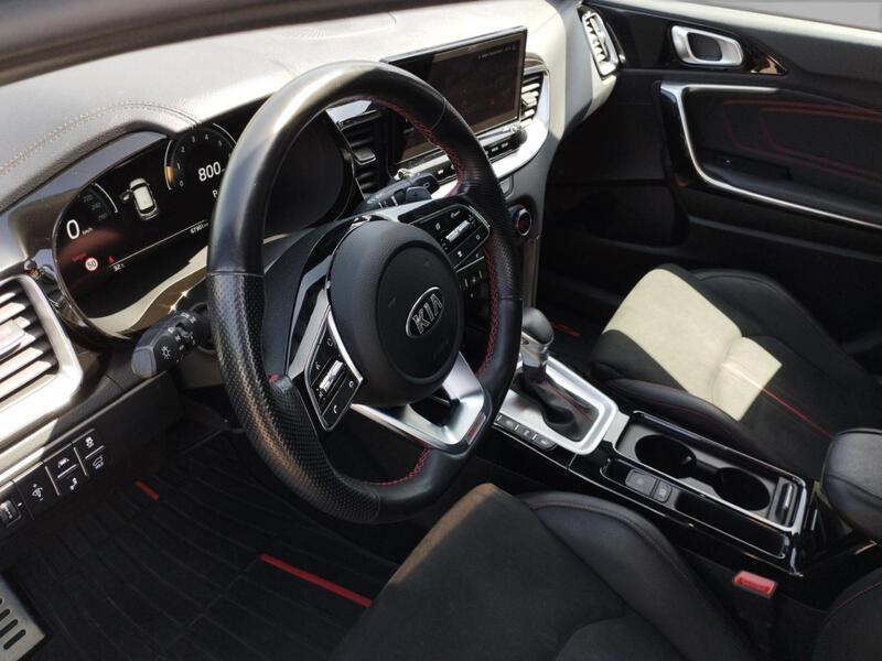 Kia ProCeed