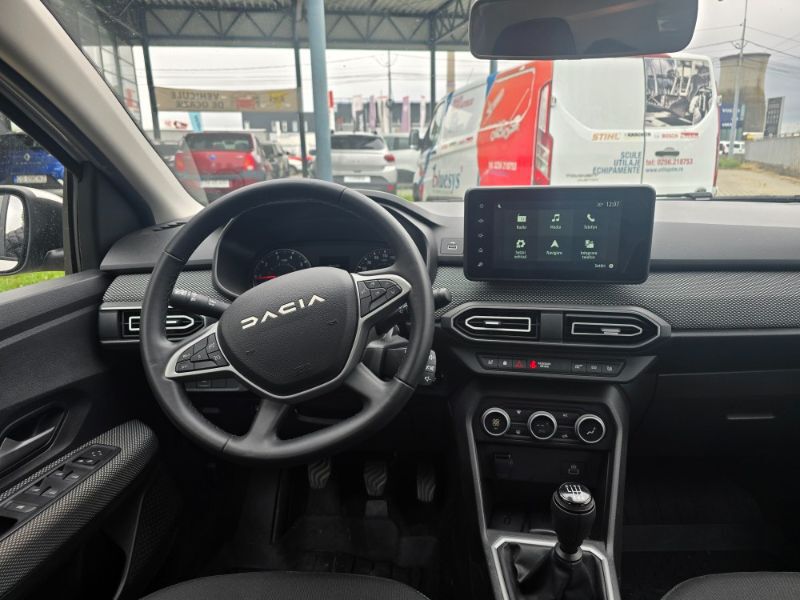 DACIA Logan 2023 — imagine 35