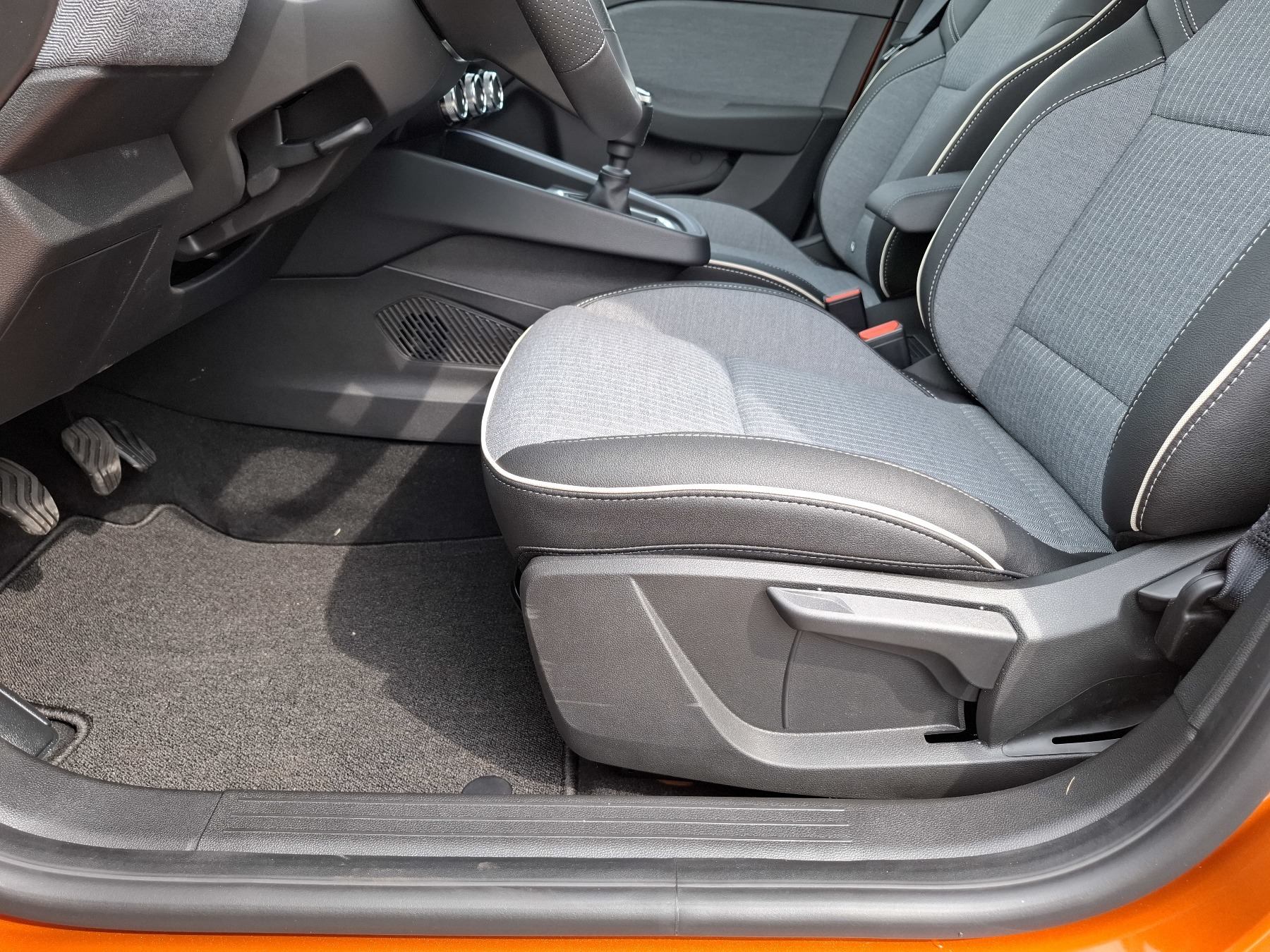Renault Clio – Bild 28