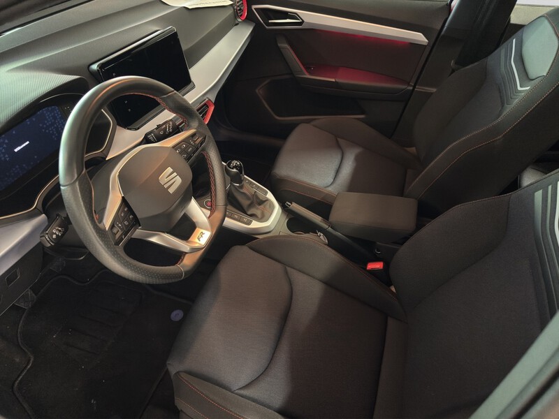 Seat Arona