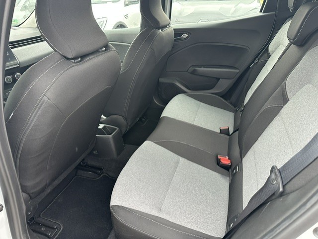 Renault Clio – Bild 9