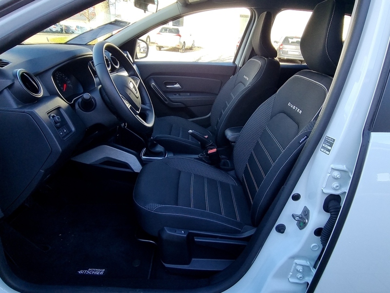 Fahrzeugabbildung Duster Prestige TCe 100 ECO-G Bild 7 von 13