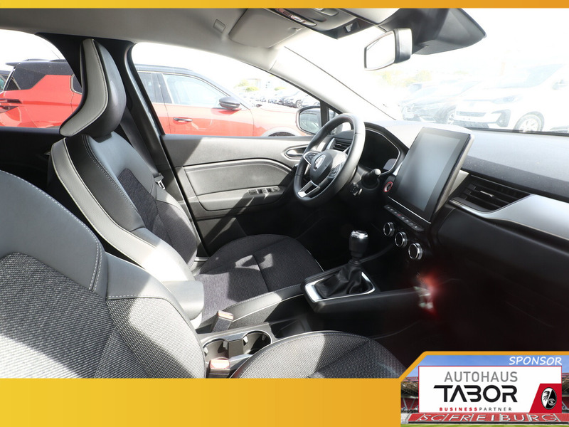 Fahrzeugabbildung Captur Nav ACC Kam360° Equilibre Bild 6 von 15