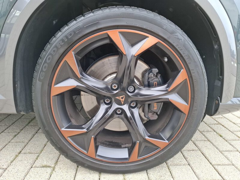 Fahrzeugabbildung Formentor VZ 2.0 TSI 4Drive (310 PS) 7-Gang-DSG Bild 45 von 49