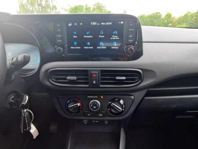Fahrzeugabbildung i10  1.0 Select (63 PS) Bild 10 von 16