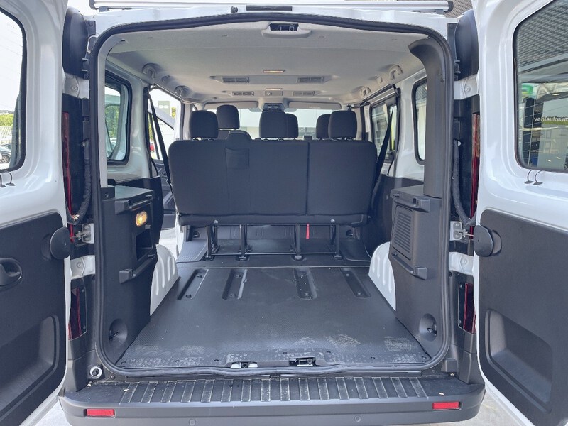 Renault Trafic Combi