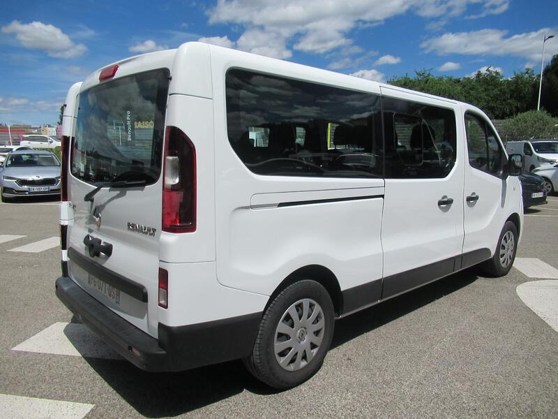 Renault Trafic Combi