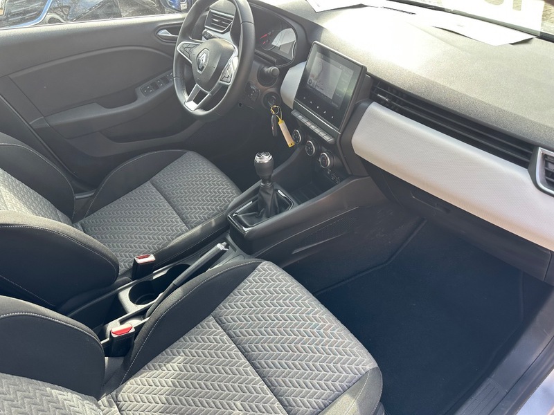 Fahrzeugabbildung Clio *Klima*PDC Hi* Bild 14 von 20