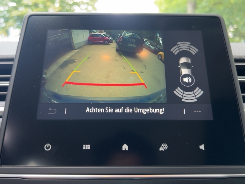 Fahrzeugabbildung Captur Kamera Sitzhzg Navi Bild 15 von 21