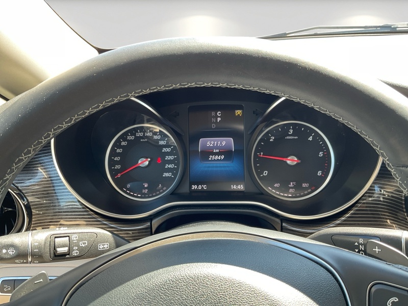 Mercedes-Benz V 300