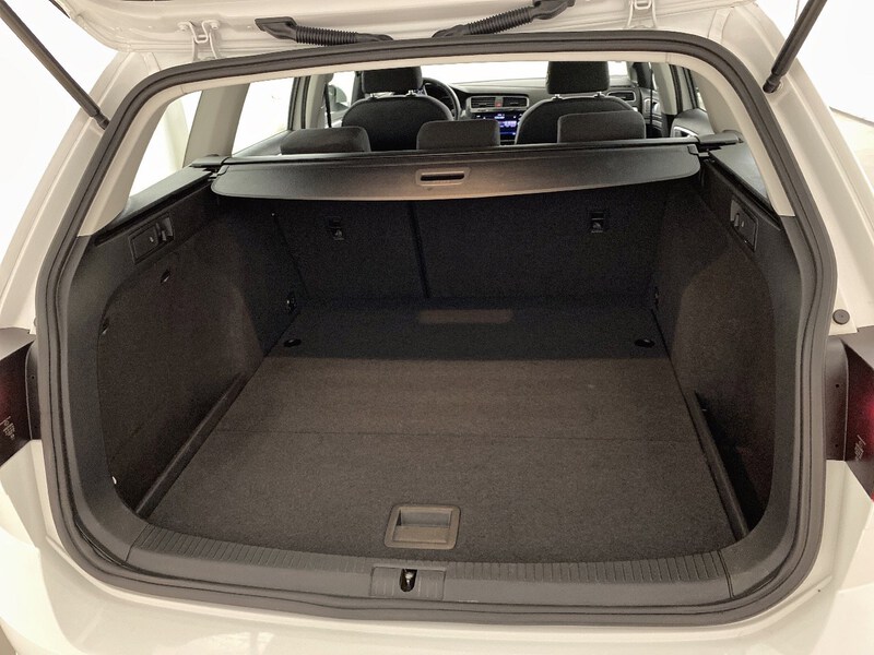 Volkswagen Golf VII