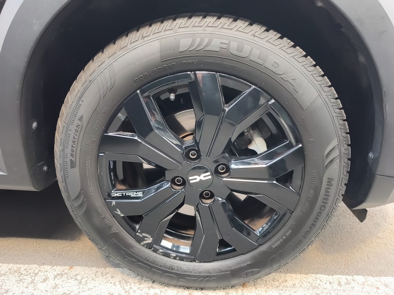 Fahrzeugabbildung Jogger EXTREME TCe 100 ECO-G 7-SITZER KLIMA*ALLW Bild 12 von 18