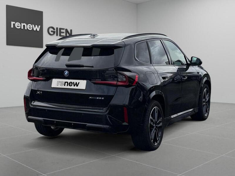 BMW X1 U11