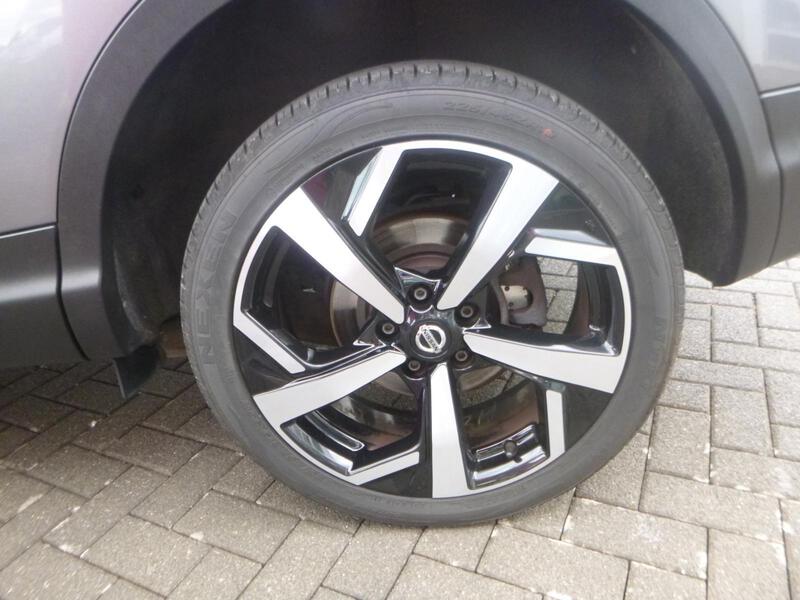 Fahrzeugabbildung Qashqai 1.7 dCi Xtronic 4x4 Bild 23 von 23