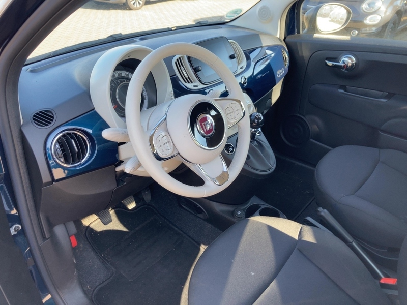 Fahrzeugabbildung 500 1.0 70PS Klima DAB+ Carplay Alufelgen Bild 16 von 20