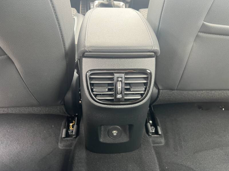 KIA Xcee'D