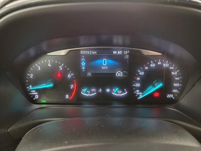 Fahrzeugabbildung Fiesta orline CarPlay ACC Bild 15 von 35