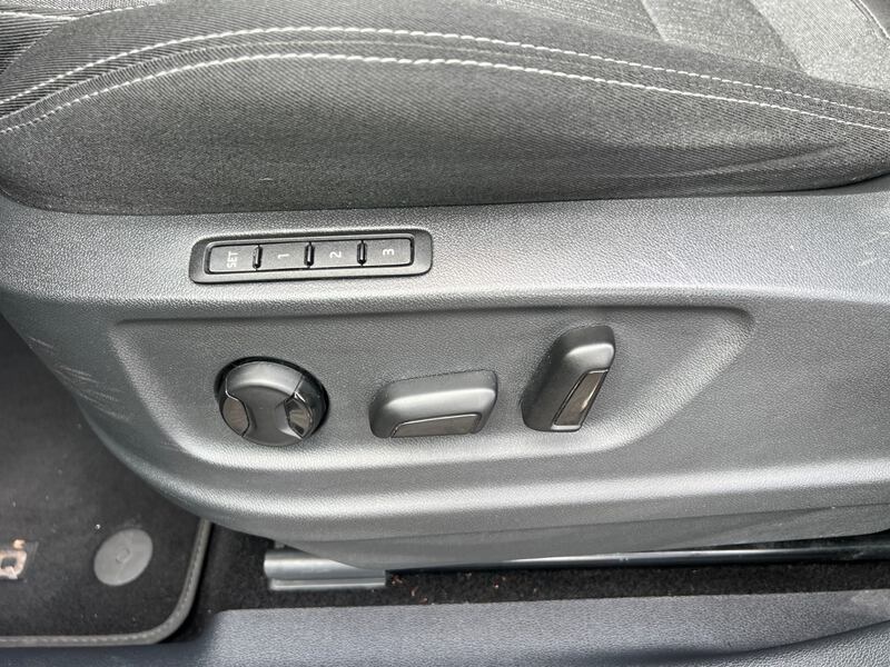 Fahrzeugabbildung Kodiaq *ACC*360Kamera*WKR*STANDHEIZUNG* Bild 7 von 17