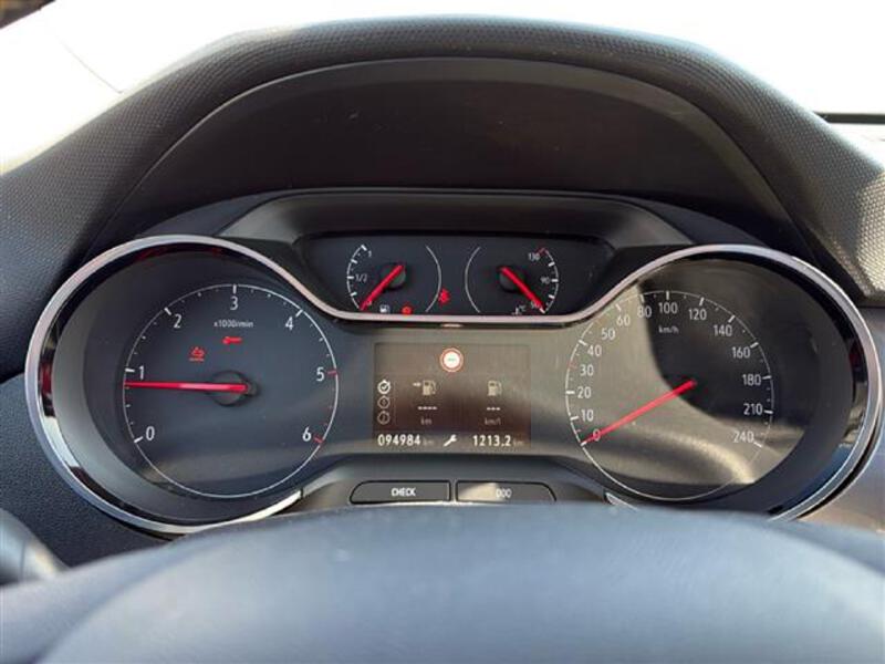 Opel Crossland X