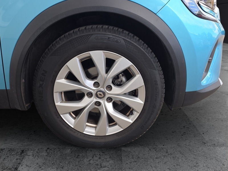 Fahrzeugabbildung Captur Navi Sitzheizung Klimaautomatik Bild 5 von 15