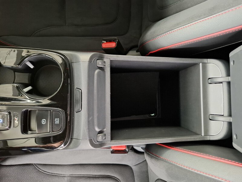 Fahrzeugabbildung TUCSON 1.6 T-GDI 150PS 48V 7-DCT 2WD N Line MJ23 Bild 34 von 47