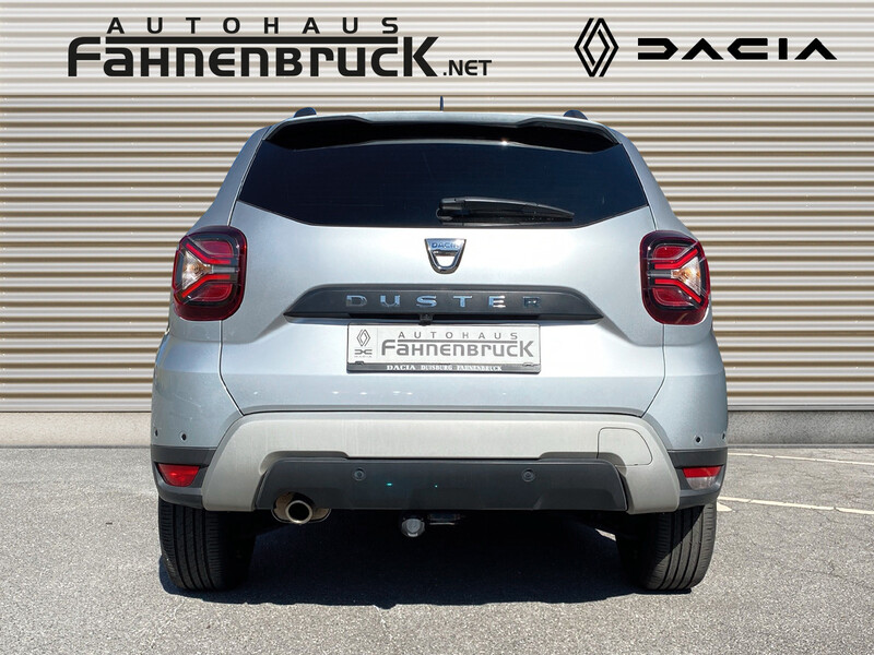Fahrzeugabbildung Duster Navi 360° Bild 4 von 20