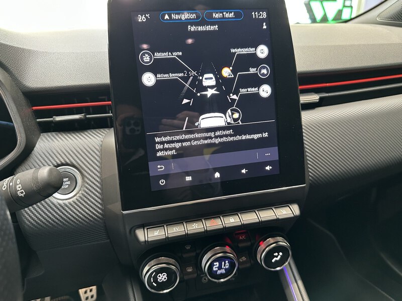 Fahrzeugabbildung Clio R.S. LINE E-TECH 145 Bild 44 von 50