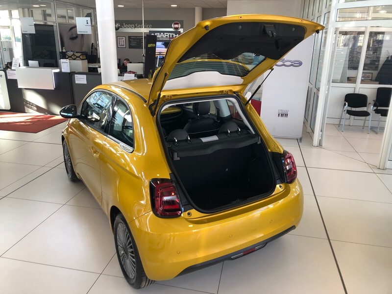 Fahrzeugabbildung 500 Hybrid 1.0 Firefly 65PS Torino Bild 18 von 19