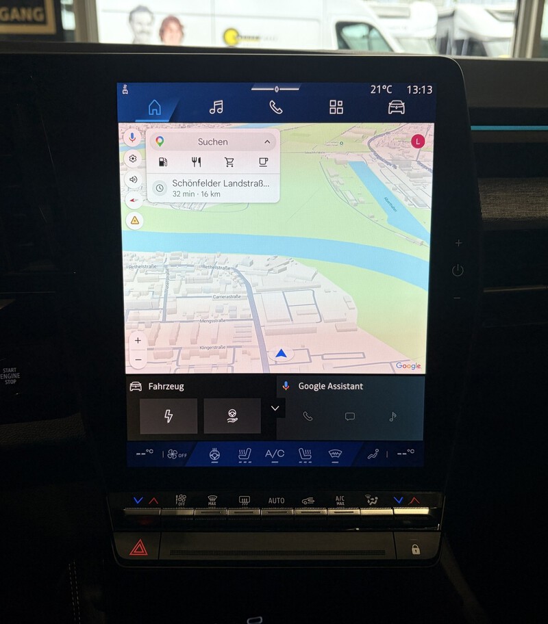 Fahrzeugabbildung Austral Techno Full Hybrid 200 PS Bild 13 von 50