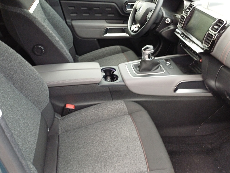 Fahrzeugabbildung C5 Aircross Start Bild 11 von 16