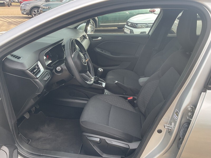 Fahrzeugabbildung Clio EXPERIENCE TCe 100 Bild 10 von 15